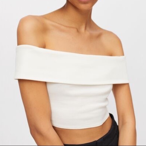 UO Over the Shoulder Top - Picture 1 of 5